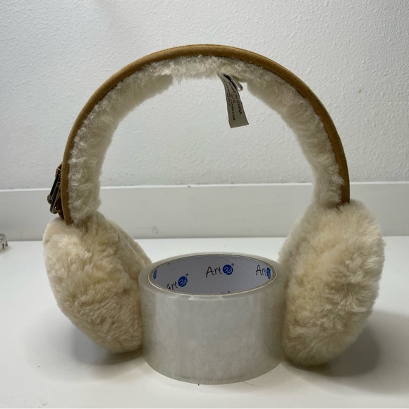 UGG Cream Shearling Earmuffs - Picture 2 of 8
